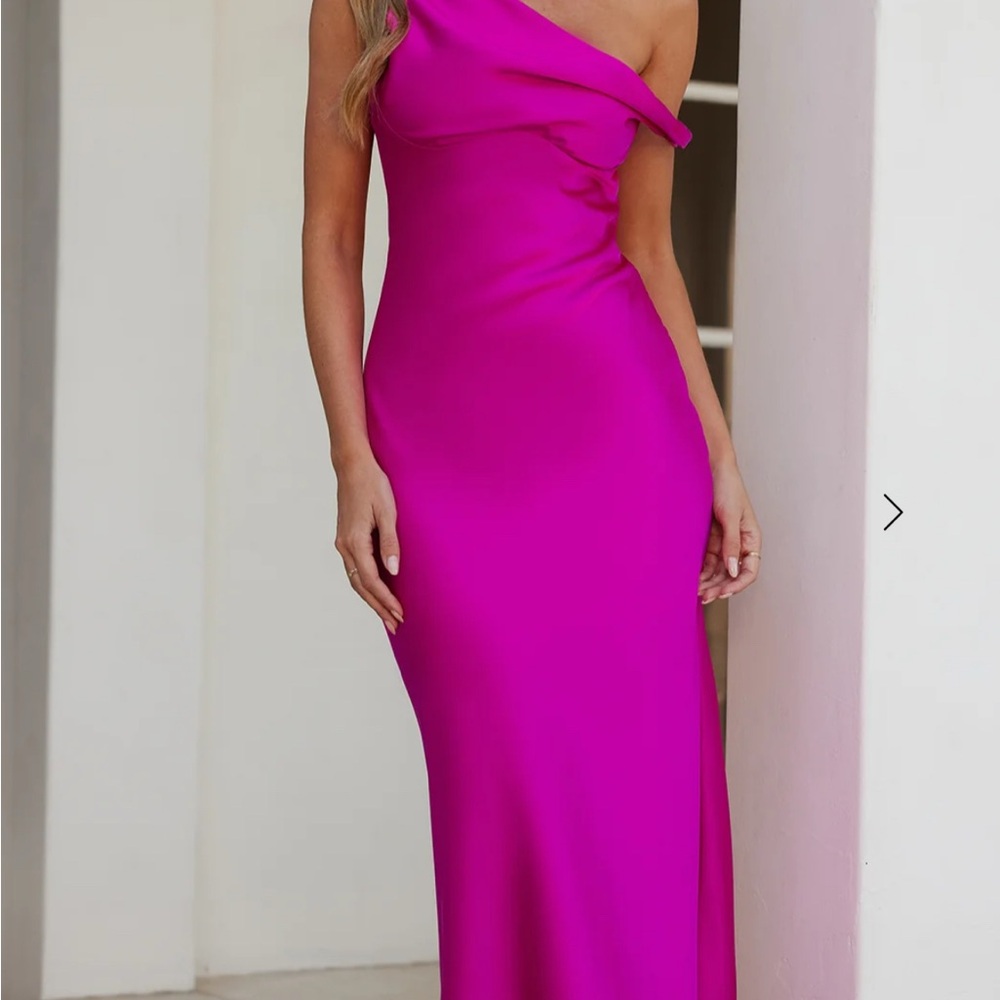 Hello Molly Asymmetrical Pink One-Shoulder Gown